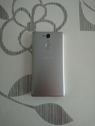 Sony Xperia XA2 grigio