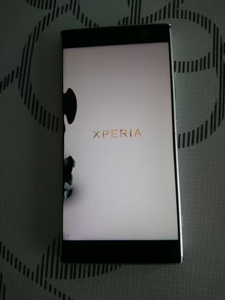 Sony Xperia XA2 grigio