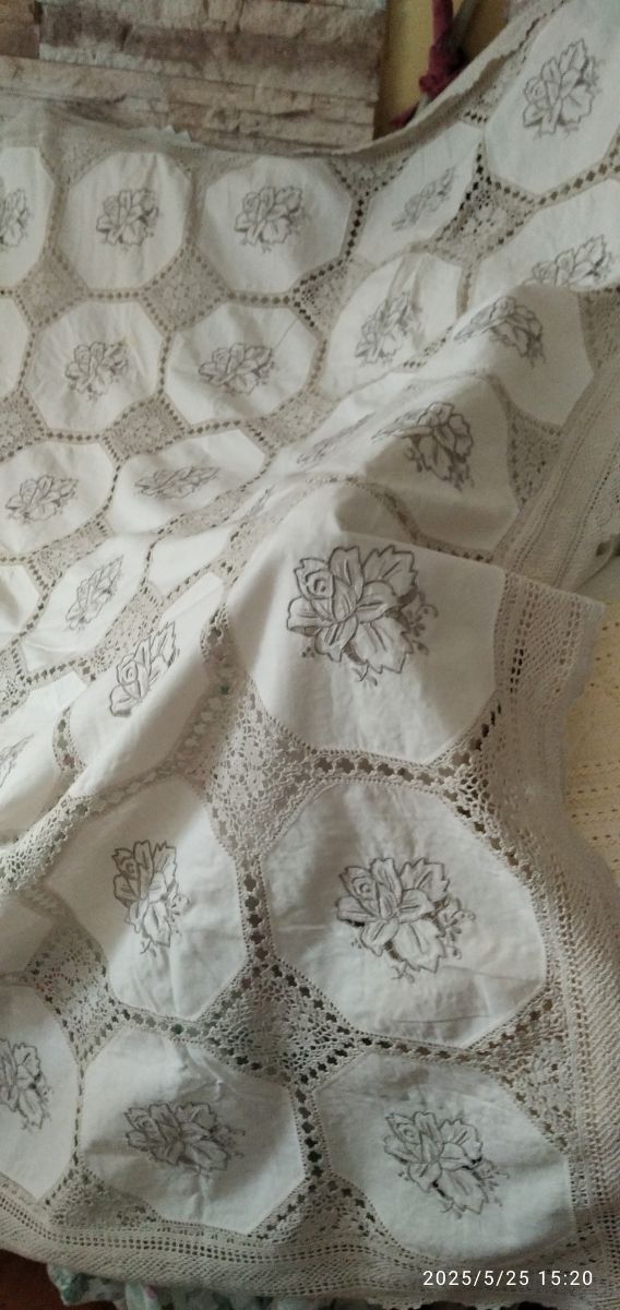 Toalha de mesa em algodão e fio - bege/e cinza