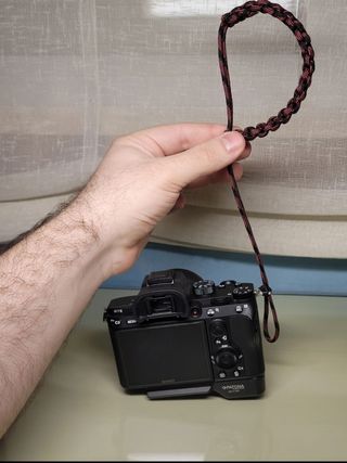 Correa de seguridad para cámara de fotos