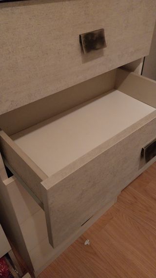 Cama/canapé individual + Gavetero+colchón