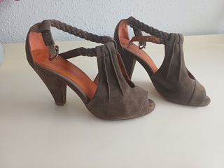 Sandalias de tacón alto