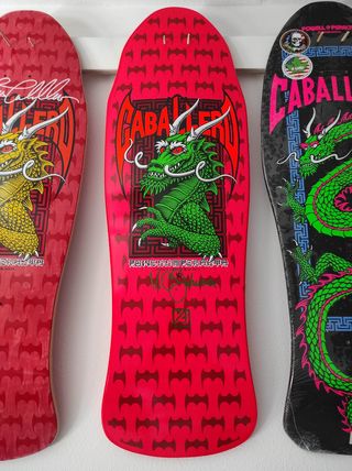 Skate Powell Peralta caballero bats firmada VCJ