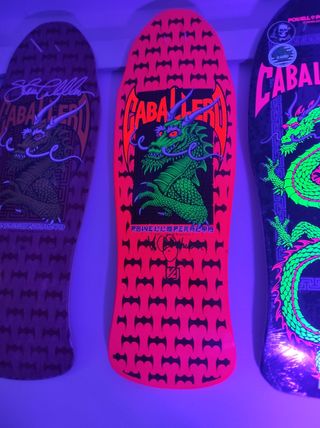 Skate Powell Peralta caballero bats firmada VCJ