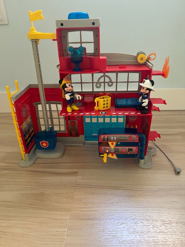 Estación Bomberos Mickey