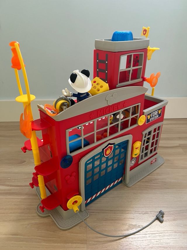Estación Bomberos Mickey