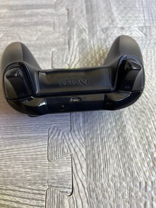 Mando Xbox One - Gris espacial