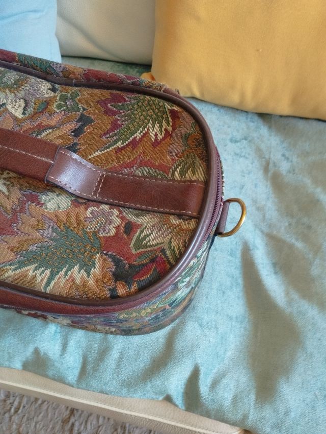 Maleta viaje vintage floral