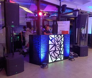 DJ, Sonido e Iluminación Desde