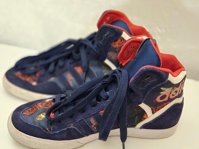 Zapatillas Adidas altas - florales