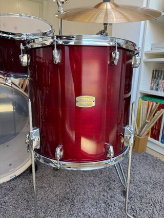 Batería acústica “Yamaha Stage Custom Standard CR”