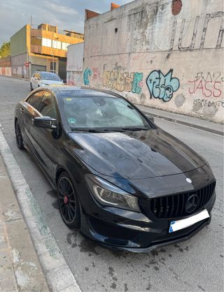 Mercedes-Benz Clase CLA 2015
