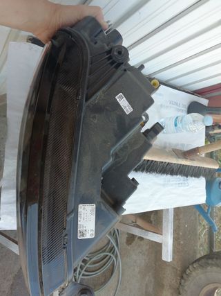 Faro LED Skoda Karoq derecho