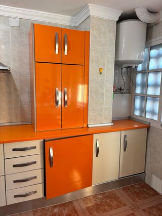 Muebles de cocina naranja