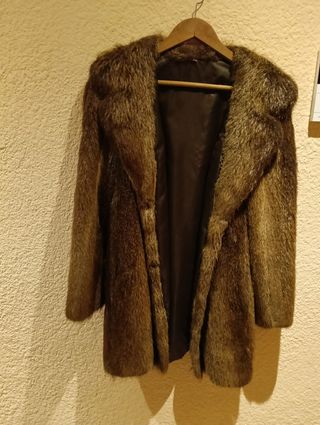Abrigo piel marrón