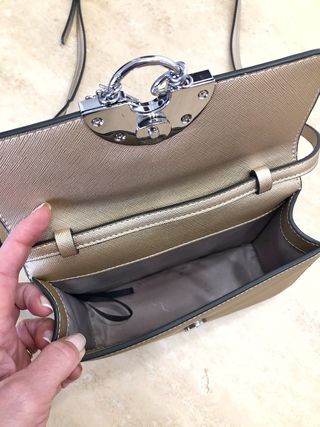 Bolso Tous dorado bandolera
