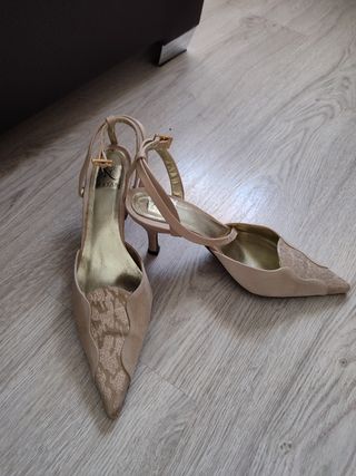 Zapatos Nayar beige fiesta