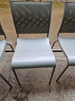 sillas cocina gris por 40 euros las 4