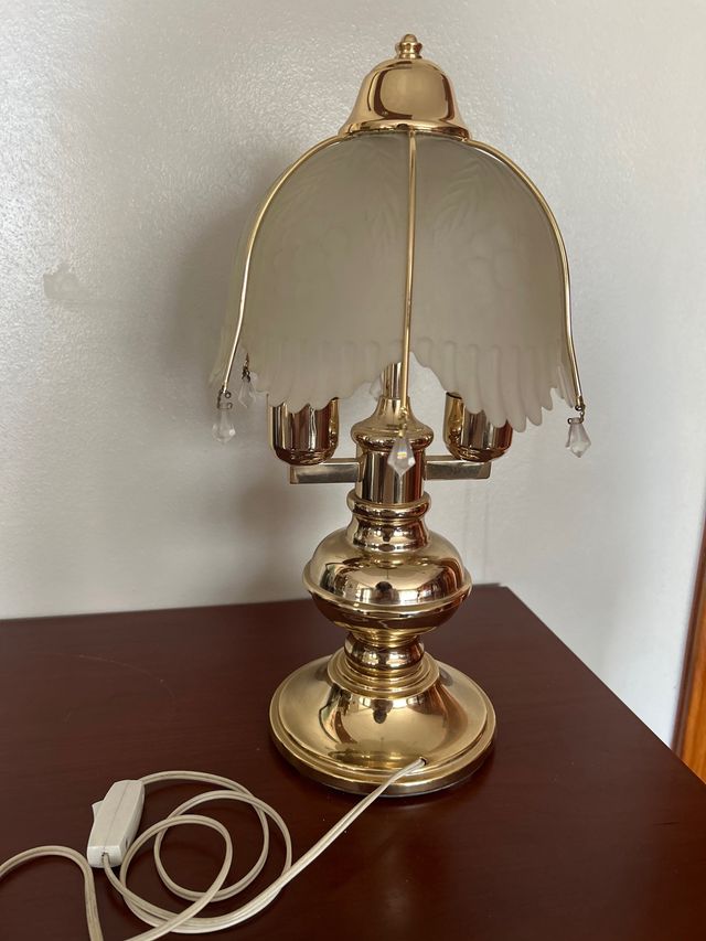 2 Lamparas mesita noche doradas