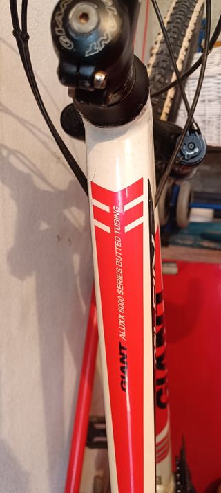 Bicicleta Giant Talon Montaña