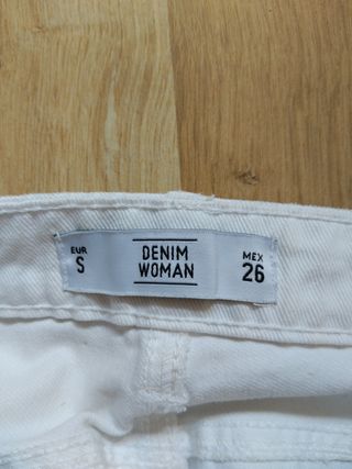 Mini Falda Vaquera Blanca nueva