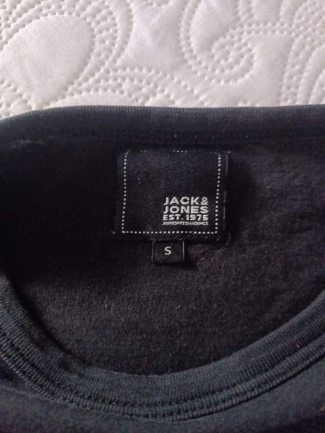 Camiseta Jack & Jones Negra - Talla S