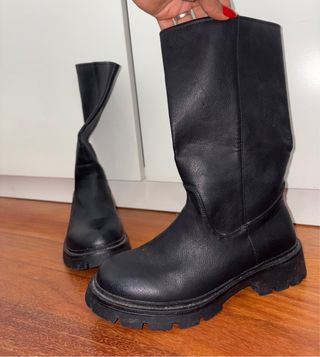 Botas negras altas