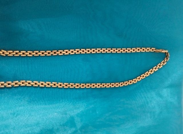 Gargantilla dorada - Goldfield