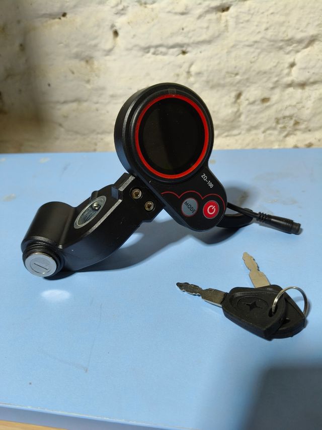 Pantalla LCD patinete eléctrico