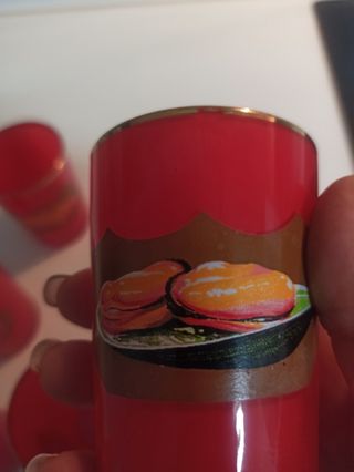 Vasitos rojos de aperitivo vintage