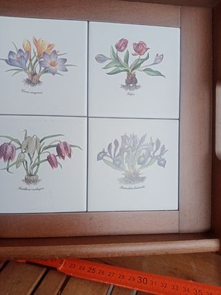Vassoio legno piastrelle fiori