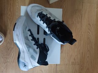 Nike Air Jordan XXXVII "Oreo" - Scarpe