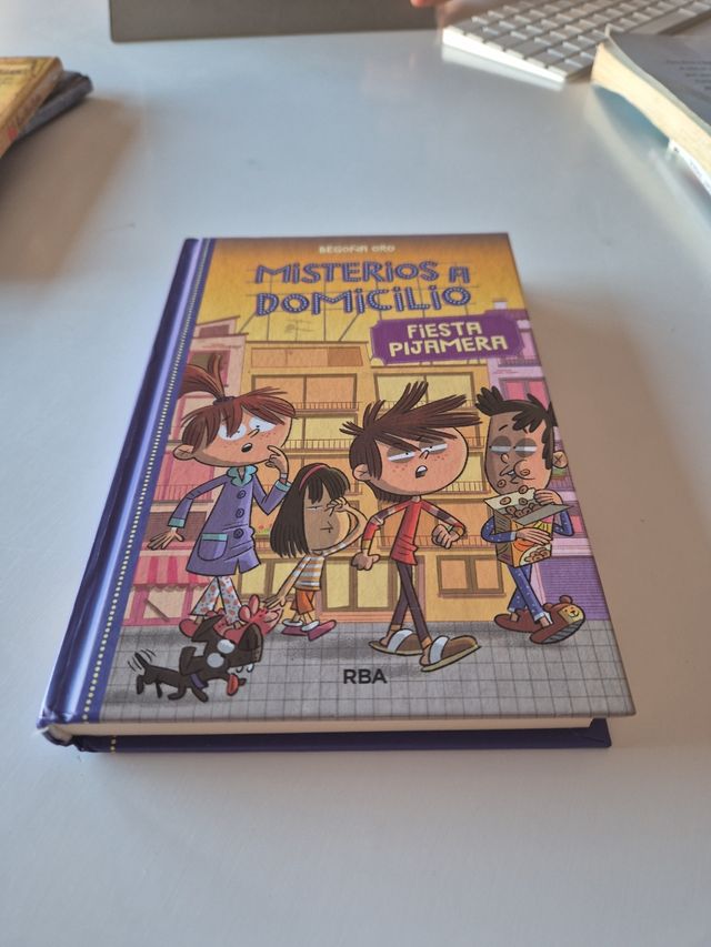 Misterios a domicilio 7 - Fiesta pijamera