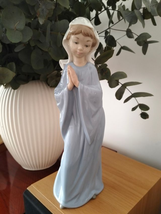 Figura Lladró Niña orando