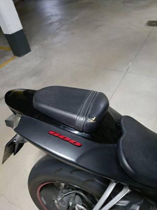Suzuki GSX-R 600 K7