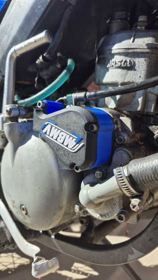 Tapa de bomba aceite Derbi