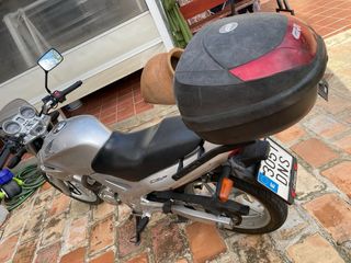 Honda CBF 250 - Moto