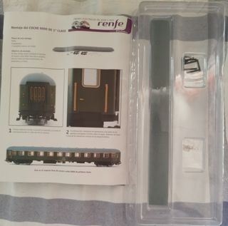 Coche 8000 1ªclase Renfe Electrotren escala H0
