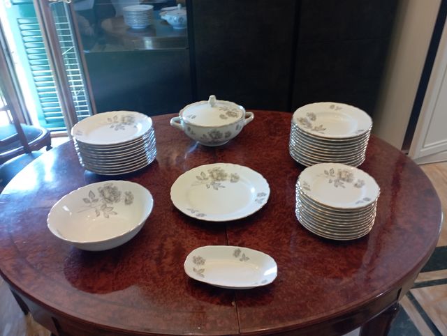 Piatti Richard Ginori, grigio-bianco