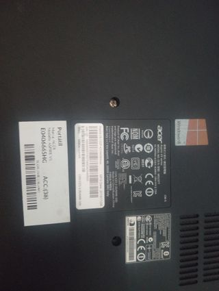 Acer Aspire V5 - Ecrã Táctil Prateado