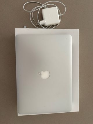 MacBook Air 13" Apple Plata