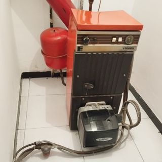 Caldera Ferroli gasoil - Quemador nuevo