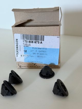 Soportes tapa motor VAG