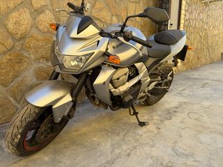Kawasaki Z750 - Moto en buen estado