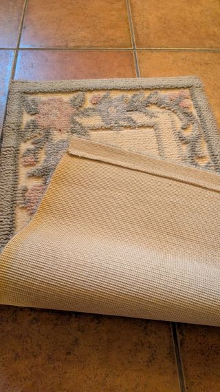 Alfombra vintage floral - sin usar