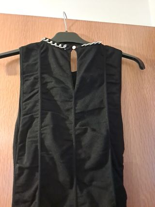 Vestido Zara negro cuello joya- Talla XS