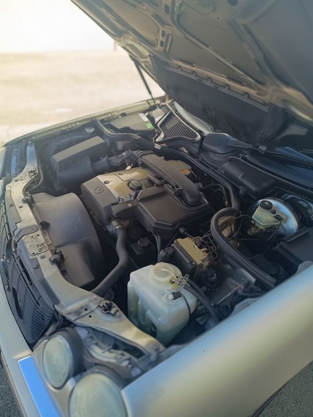 Mercedes-Benz Clase E 1996