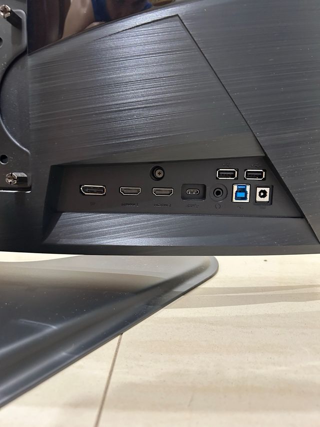 Monitor curvo MSI Gaming 31,5"