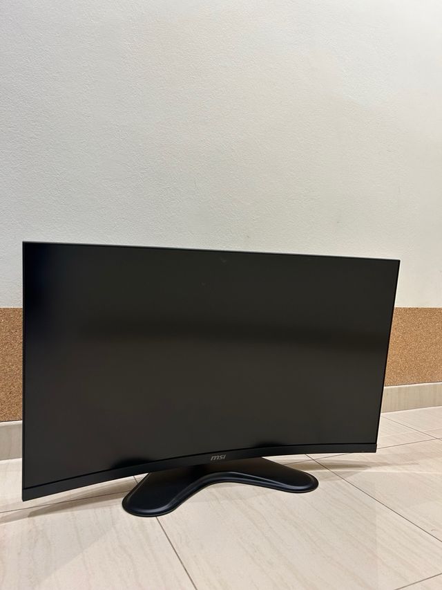 Monitor curvo MSI Gaming 31,5"