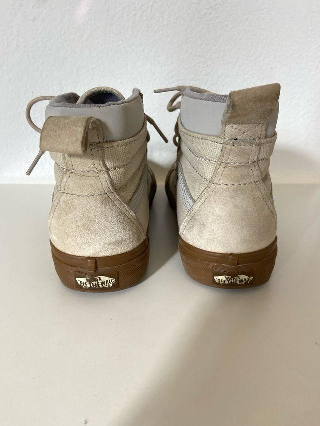 Botas Vans beige